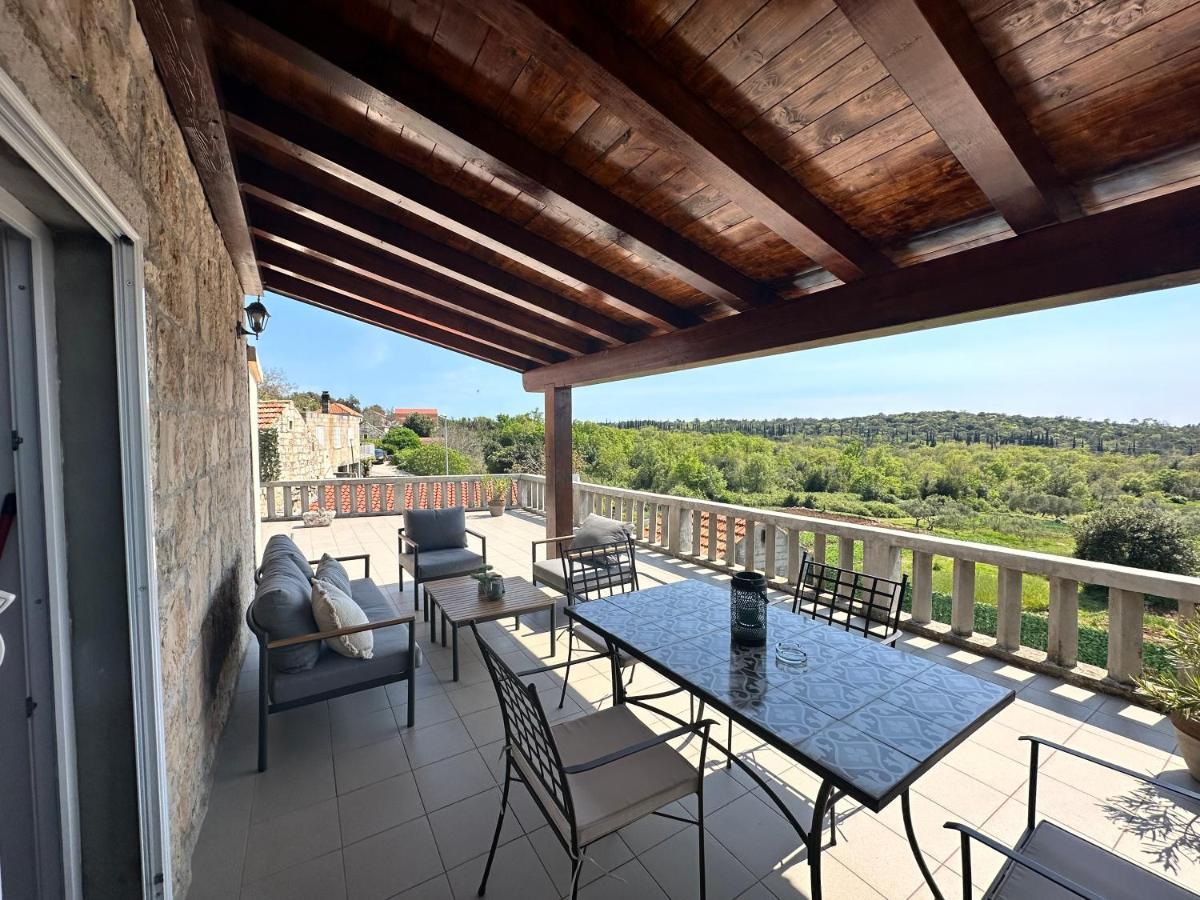 Villa Bellezza Cilipi Exterior photo